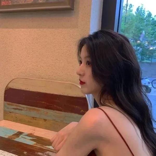 凭什么爱你 海报